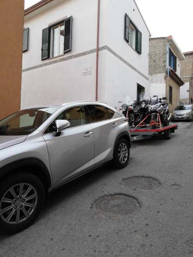 Appartamento Mary Oliena Exterior foto