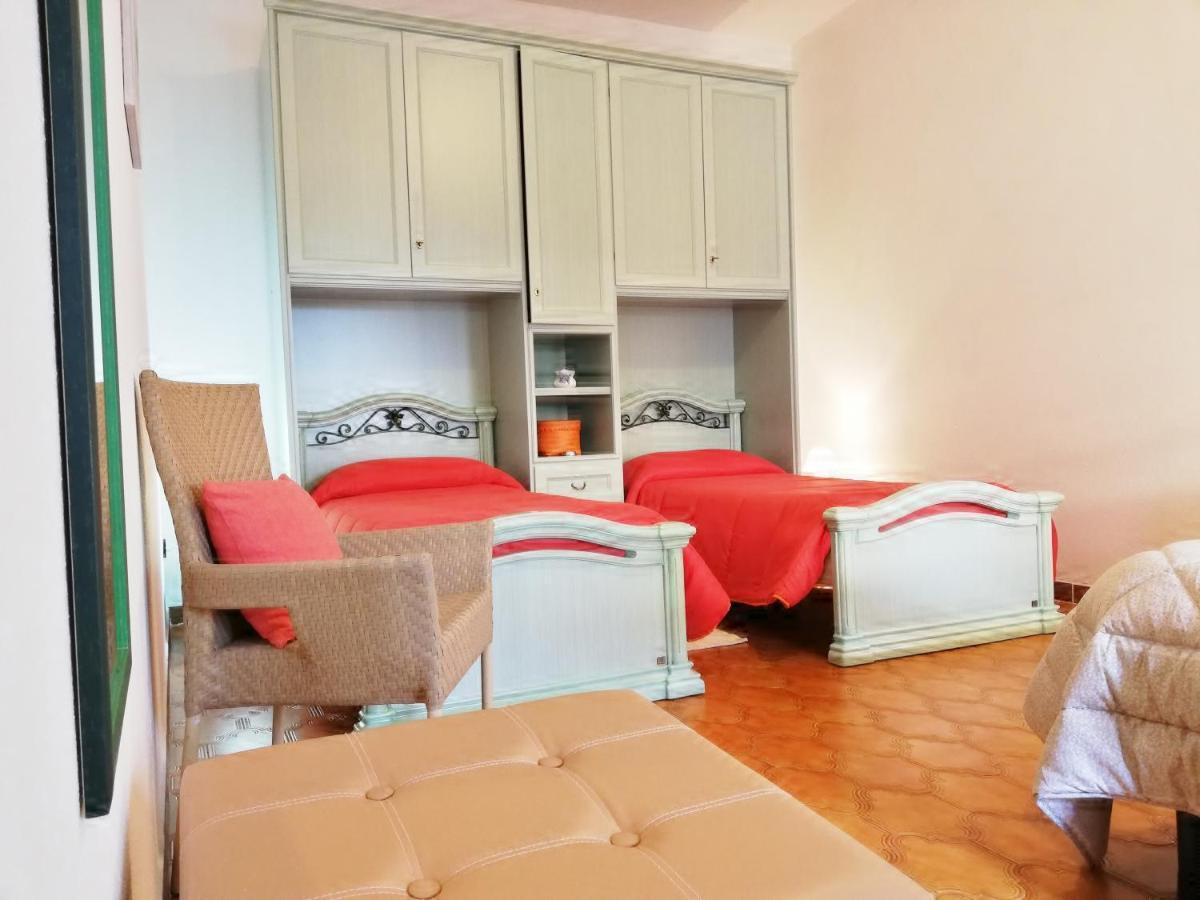 Appartamento Mary Oliena Exterior foto